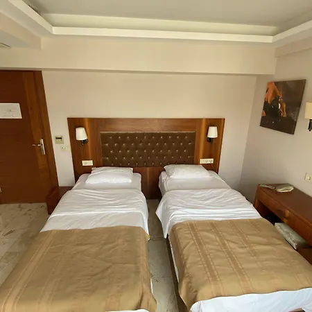 Montana Hotel-2